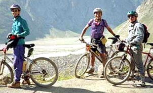 Cycling in Darjeeling